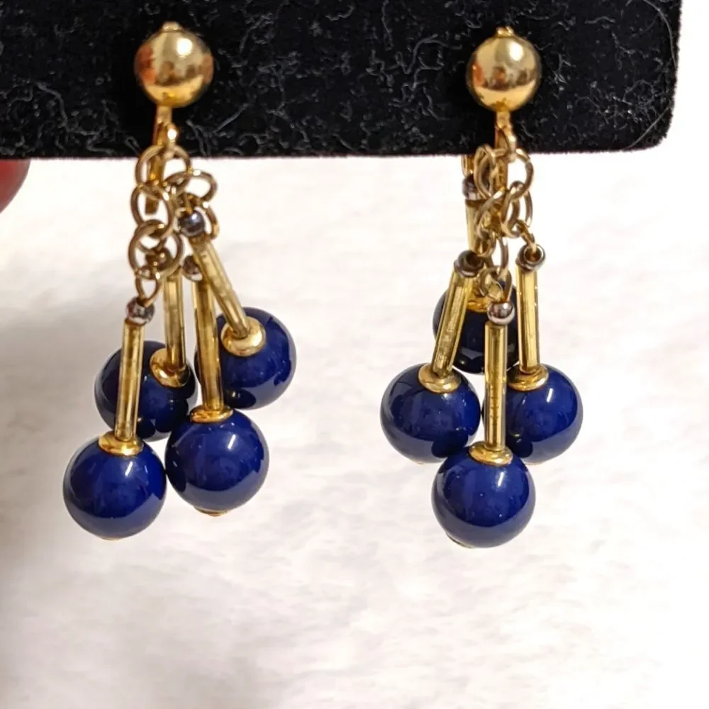 Vintage 1960's Goldtone & Navy Cluster Dangle Clip Earrings - Picture 3 of 6
